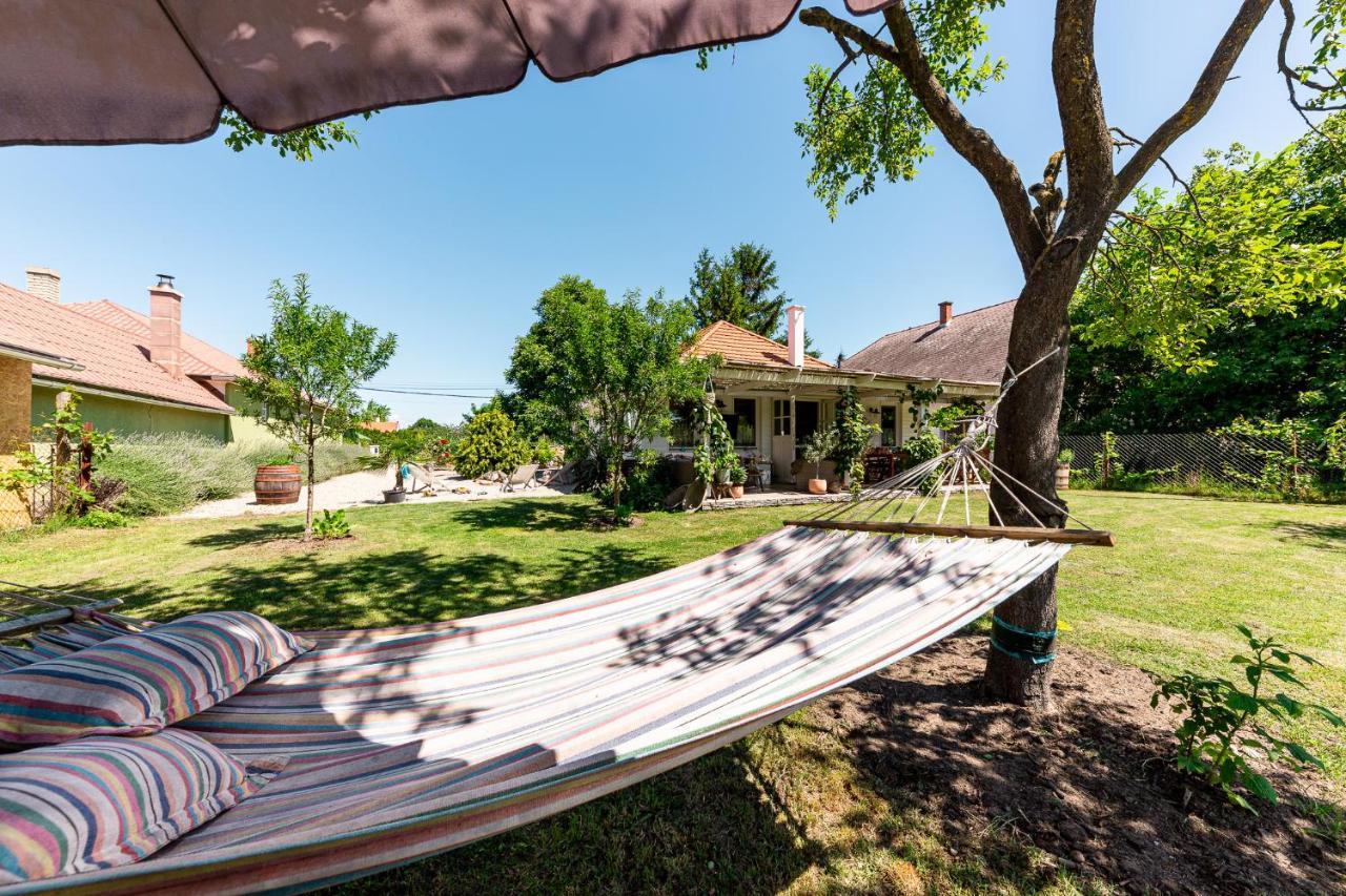 Berrybay Holidayhome Balatonkeresztúr المظهر الخارجي الصورة